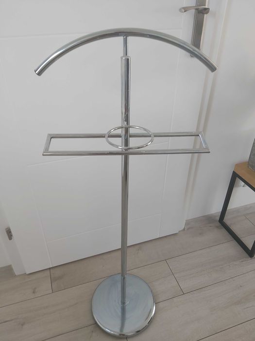 Wieszak na ubrania kamerdyner