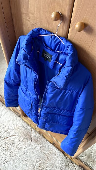 Продам зимнюю куртку