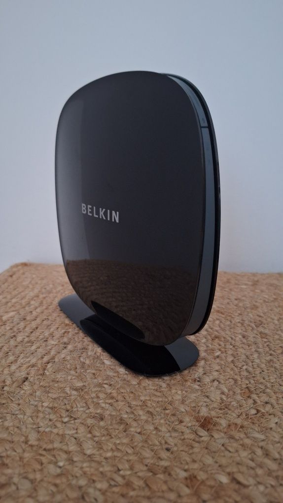 Belkin N600DB router wifi zasilacz patchcord UTP 5e gratis fajny wyglą
