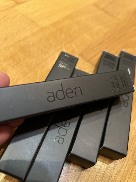 Помада для губ Aden Аден