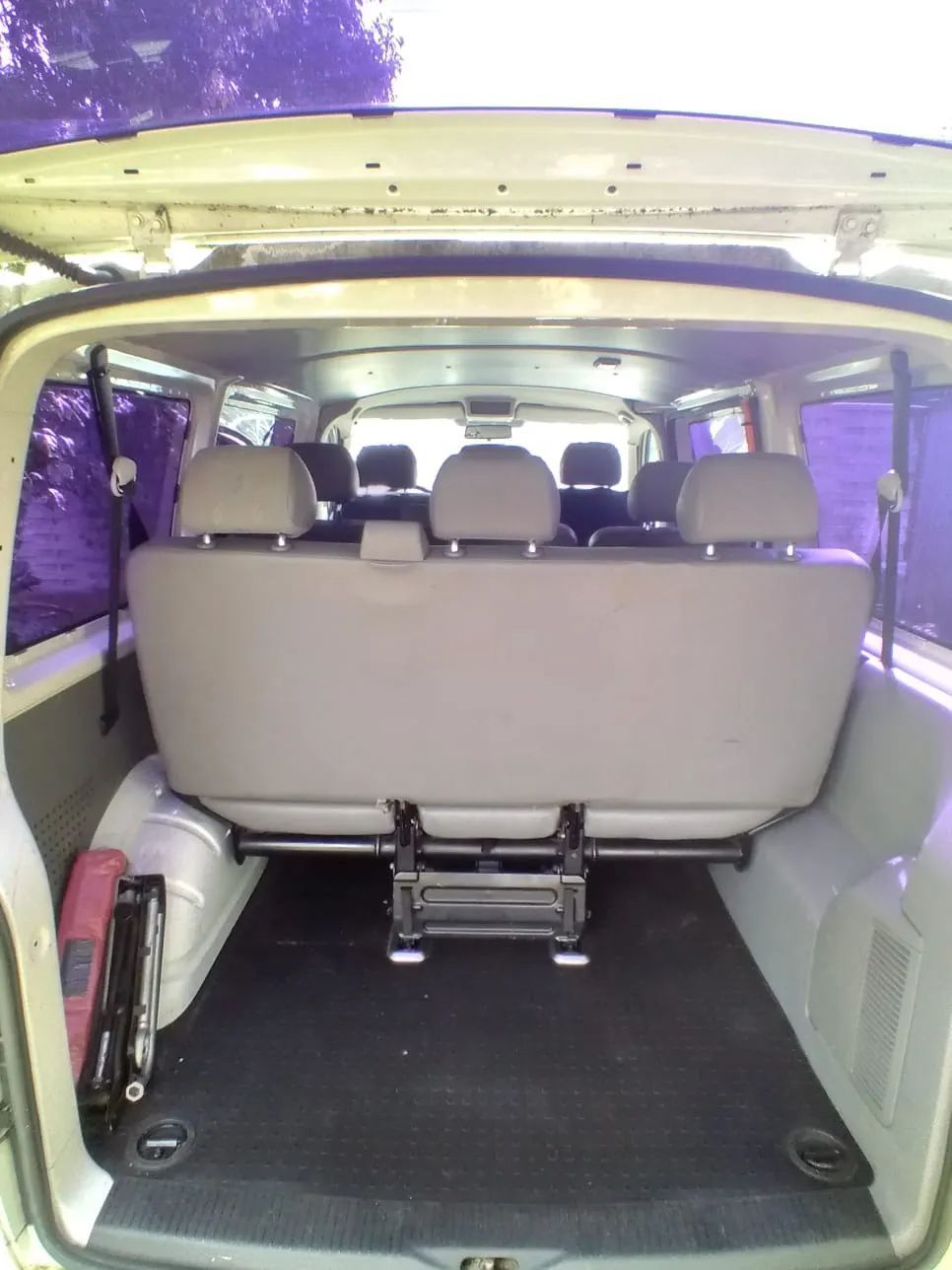 Volkswagen Caravelle Uszkodzony