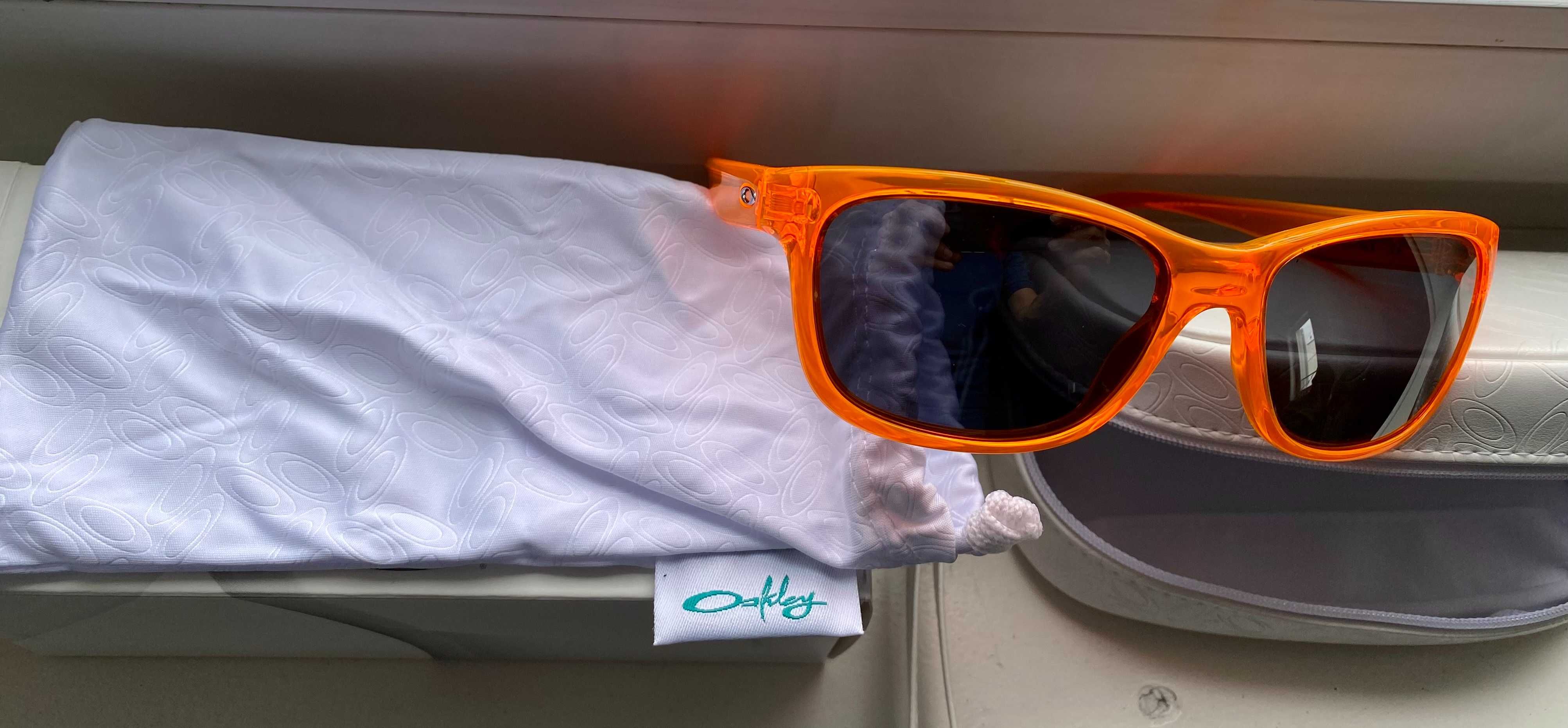 oakley topo novos originais saldo