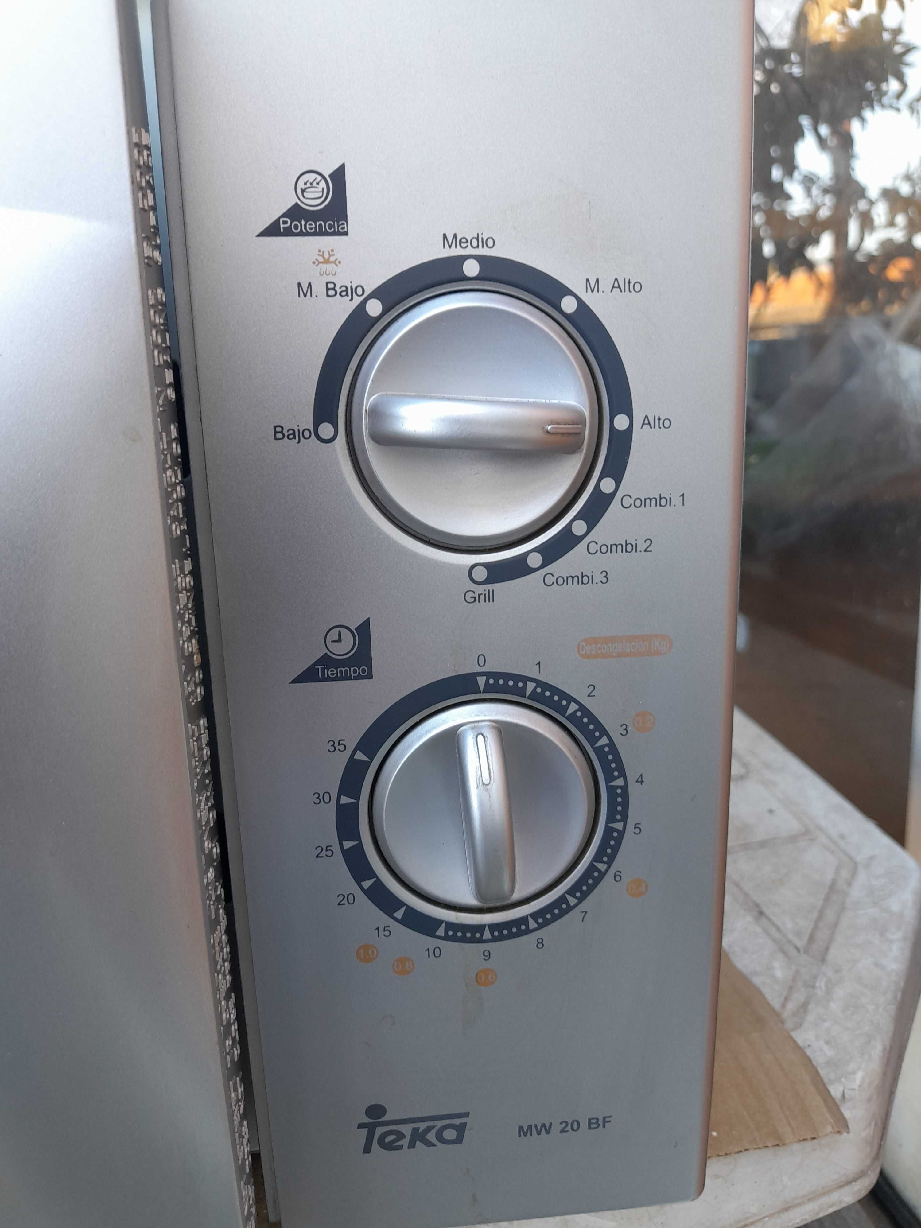 forno microondas como novo muito bem estimado.