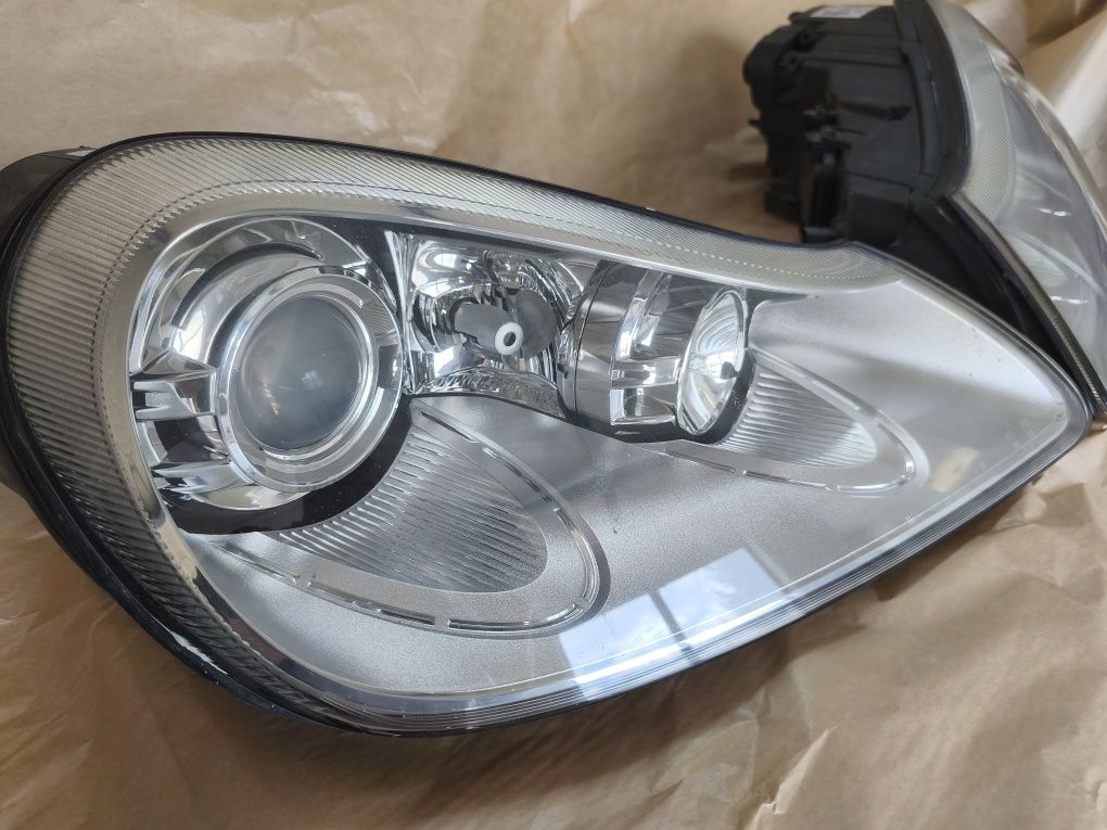 Lampy przód bixenon  Porsche Cayenne