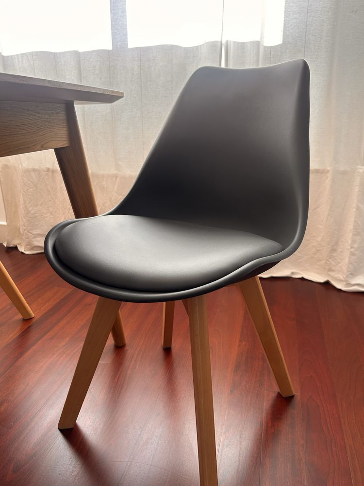Mesa de jantar estilo escandinavo + 6 cadeiras cinzentas | La Redoute
