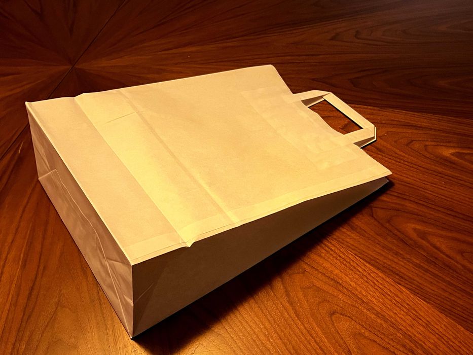 Sacos de papel brancos