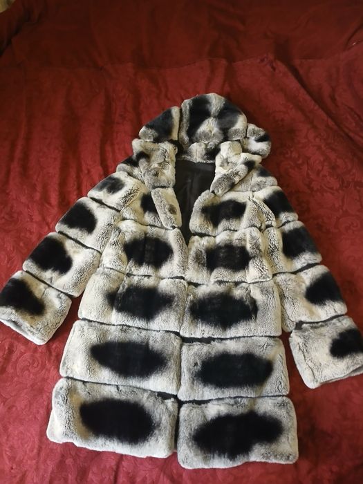 Шубка шиншилова. 42-44 в новому стані