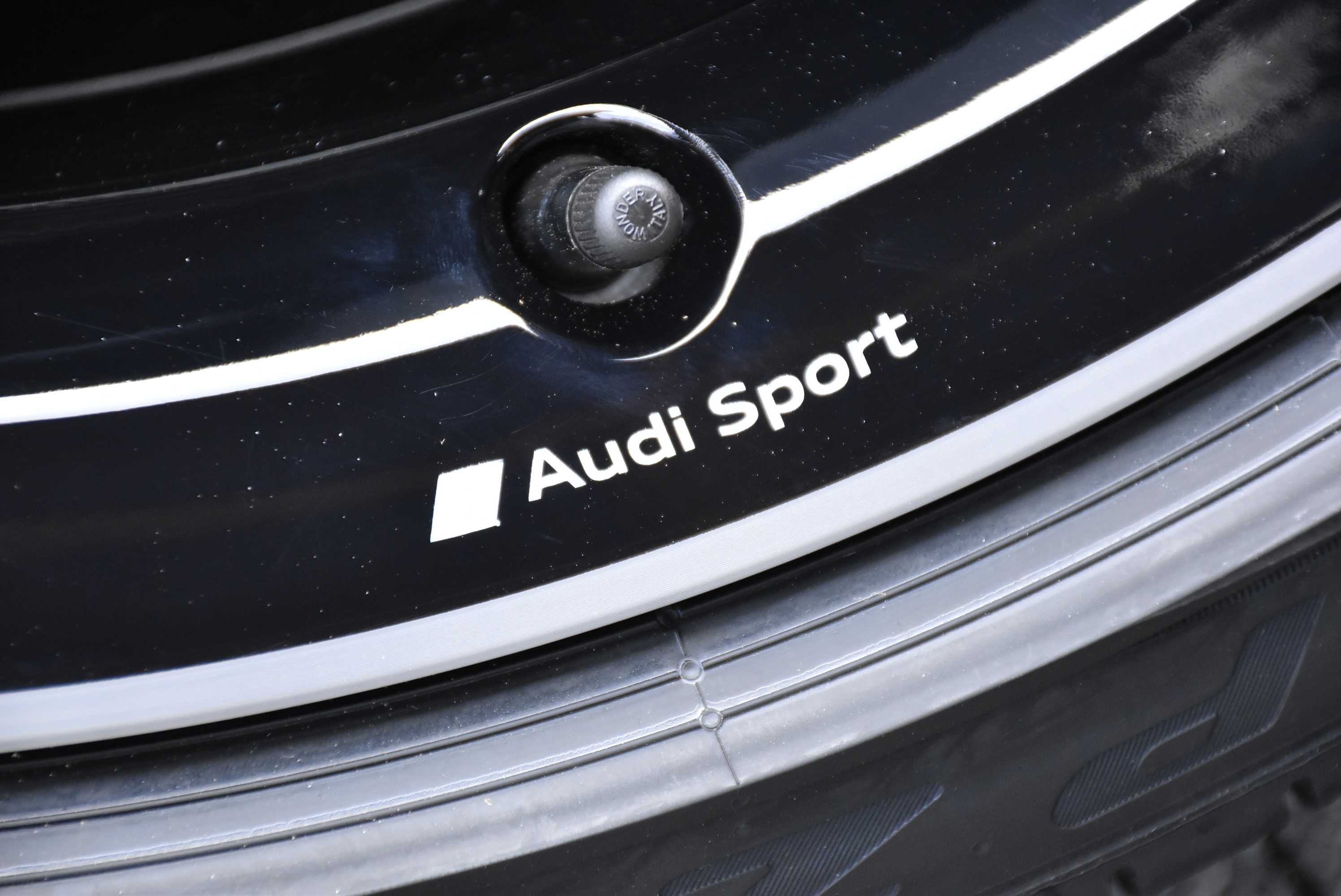 Nowe koła OEM Audi A8 S8 D4 D5 4N0 21" NOWE Pirelli AO 2025r