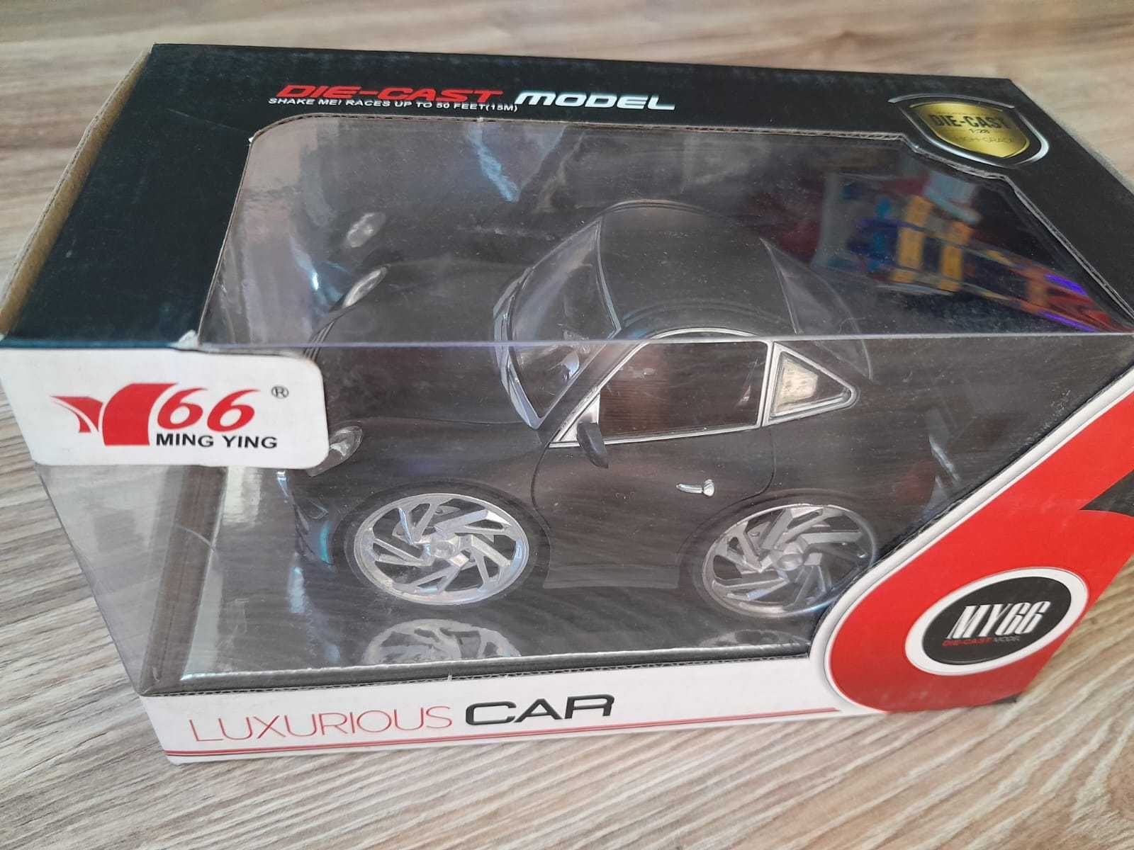 Nowe autko Die-Cast czarne wyprzedaż !!