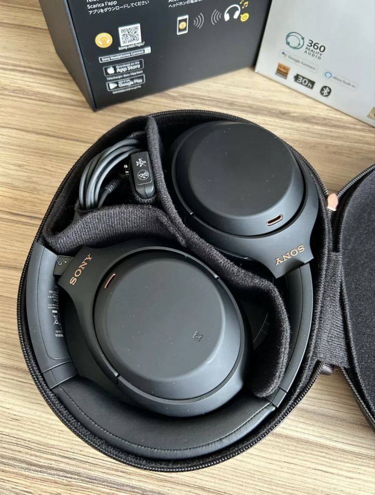 Sony WH1000XM4 Over-Ear Wireless NC Headphones - Preto