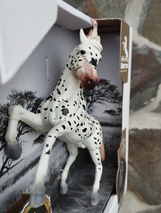 Кінь іграшкова фігурка