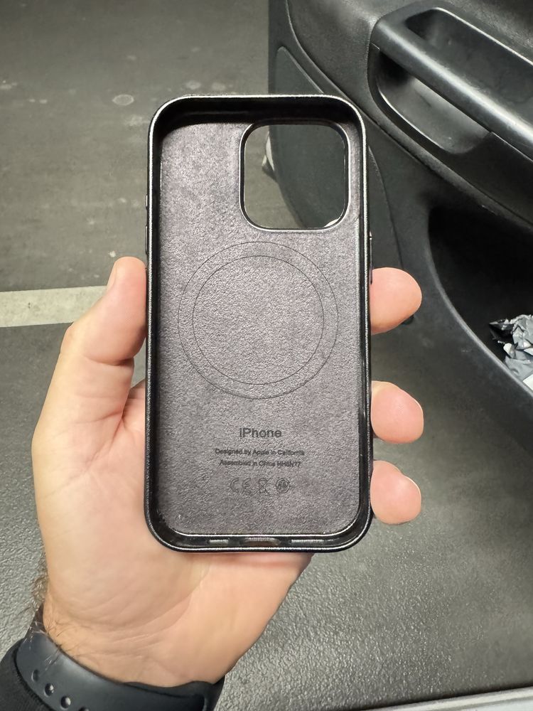 Skórzane etui z MagSafe do iPhone’a 16 Pro