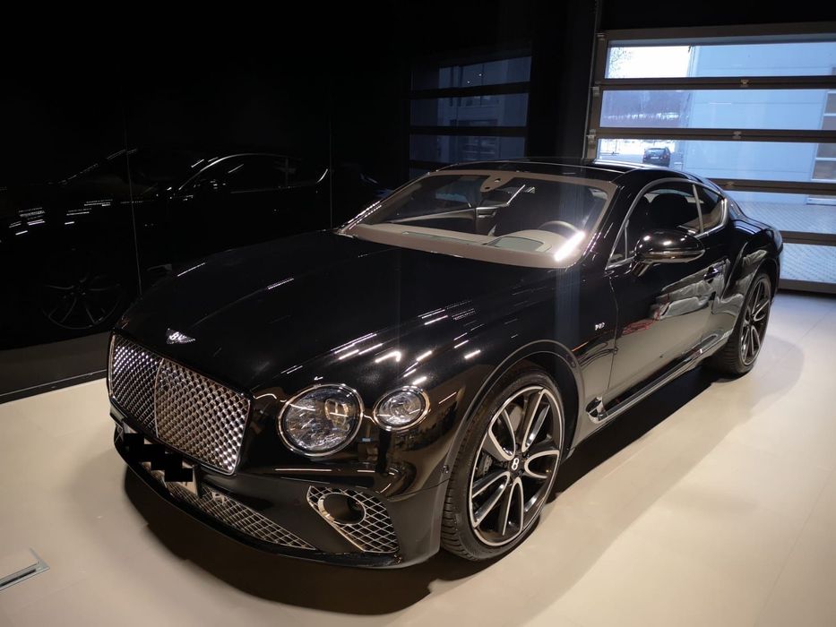 Bentley Continental GT Sprzedam Bentley Continental GT Coupé 2021 – 528 KM – Perfekcyjny stan