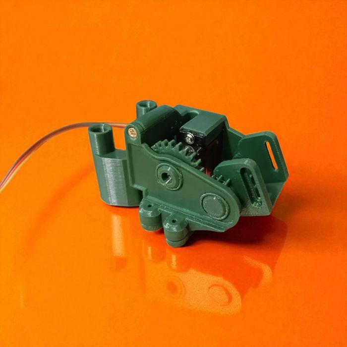 Поворотний механізм камери fpv