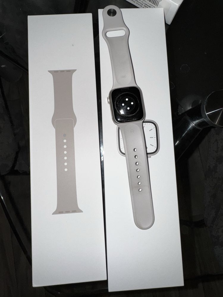 Продам часы Apple Watch Series 7