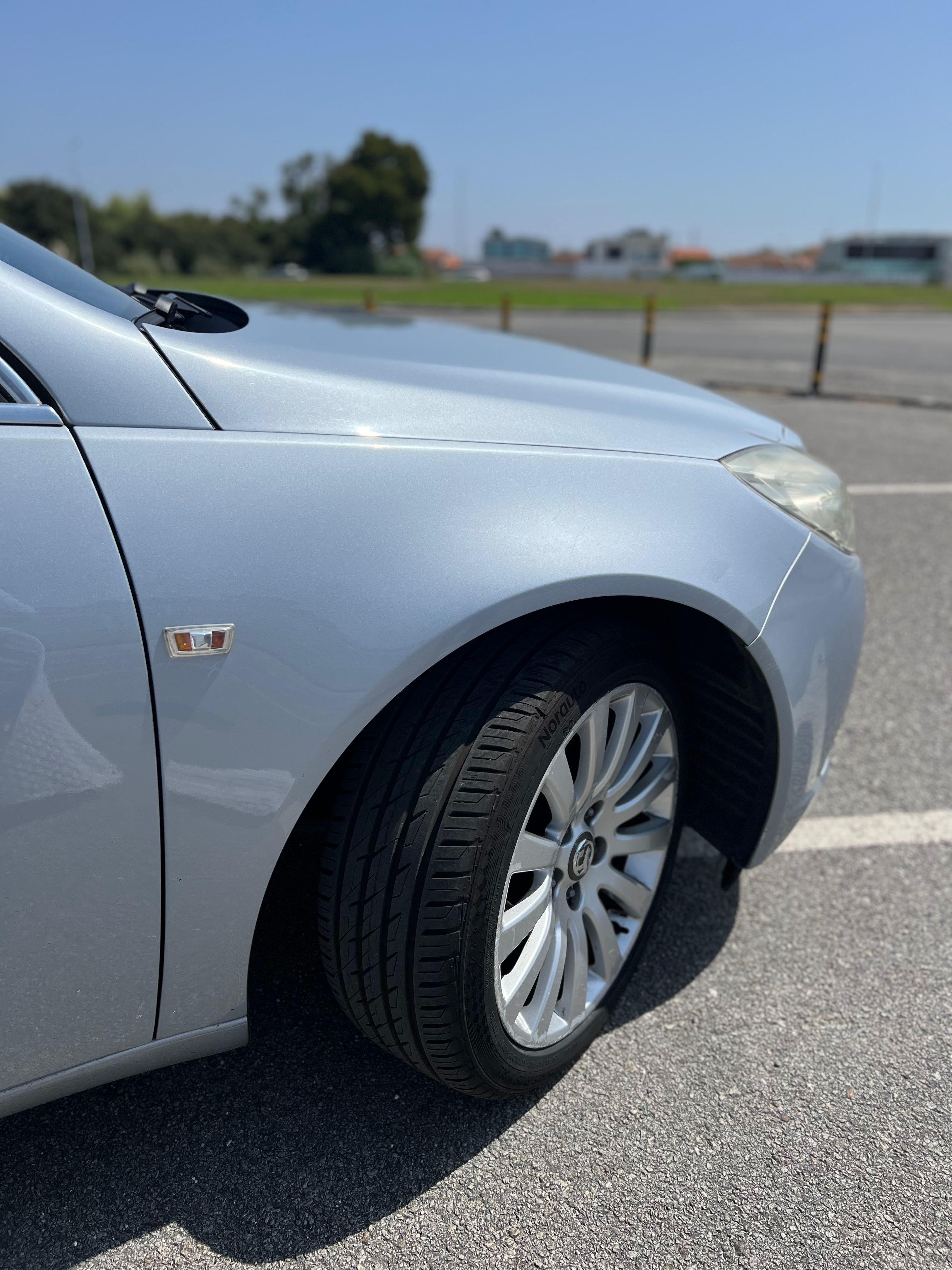 Oportunidade ÚNICA – Opel Insignia CDTI 2012