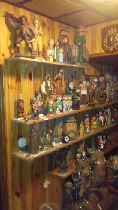 Sprzedam rzeźby drewniane