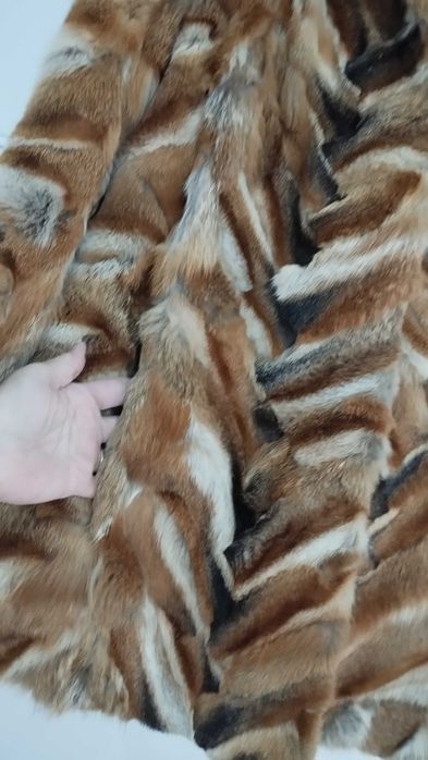 Futro z lisa z kapturem