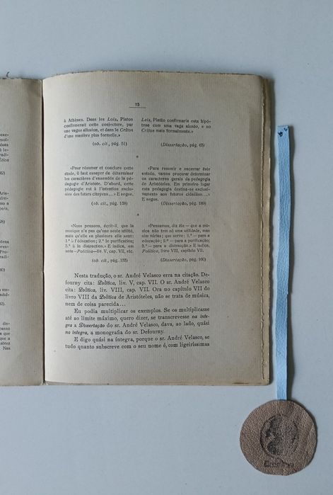 Os Snrs. Profs. André Velasco e Queirós Veloso plagiadores