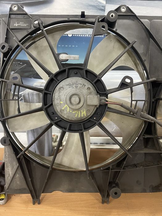 Вентелятор тойота хайлендер 2012 рік Toyota Highlander 2012