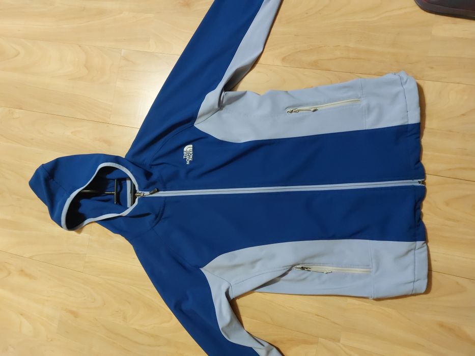 Легка куртка The north face в ідеальному стані. Розмір:S