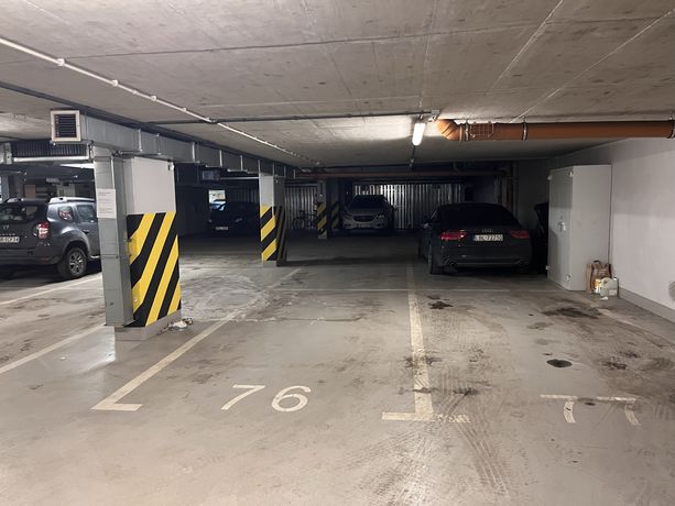 Miejsce postojowe garaz Krakow centrum wielicka