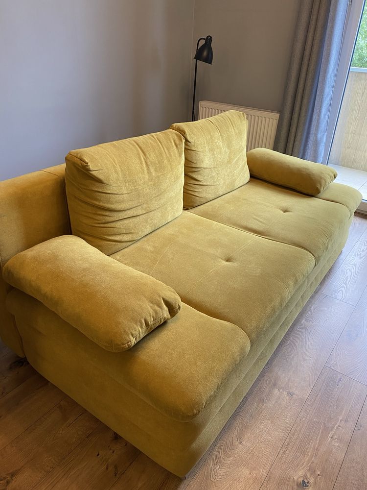 Kanapa sofa rozkładana z pojemnikiem na pościel