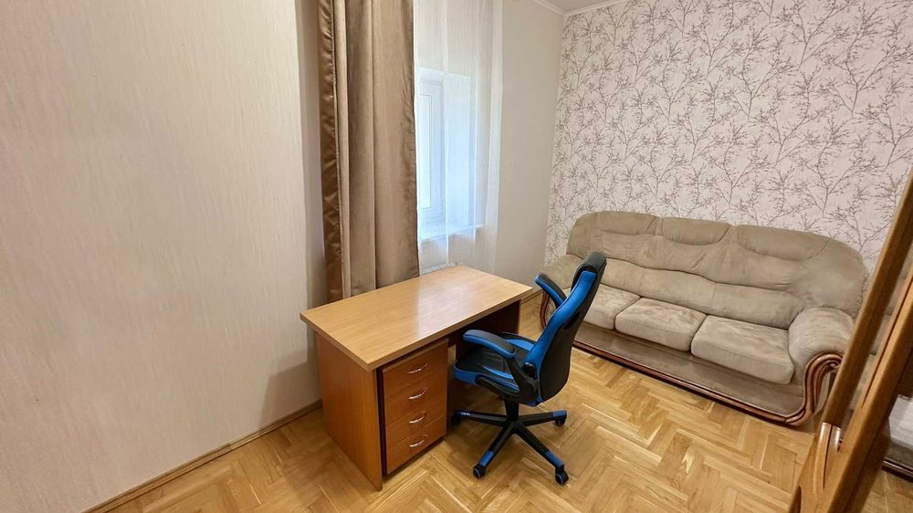 Без% Фото реал 3к розд 2пов дім, Конча-Заспа, база ФК Динамо, р.Козинк