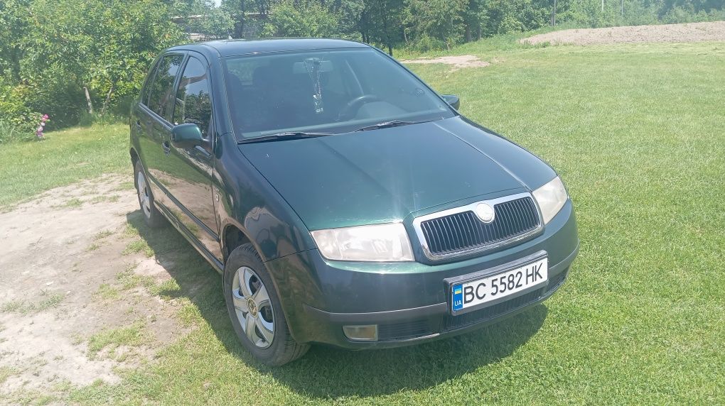 Продам шкоду фабія 1.4 2002р