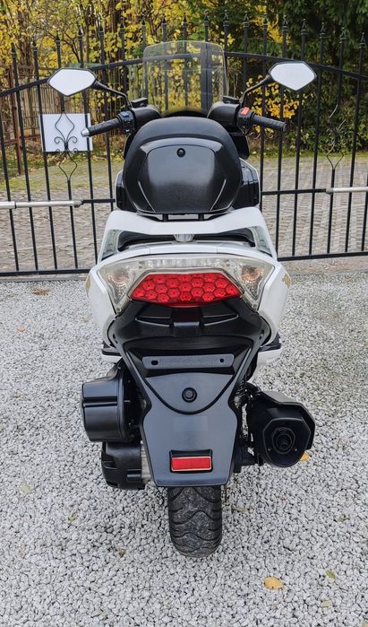 Skuter Daelim S300 11 tys.km 2016r. Keyless! Wtrysk LED Biała perła!