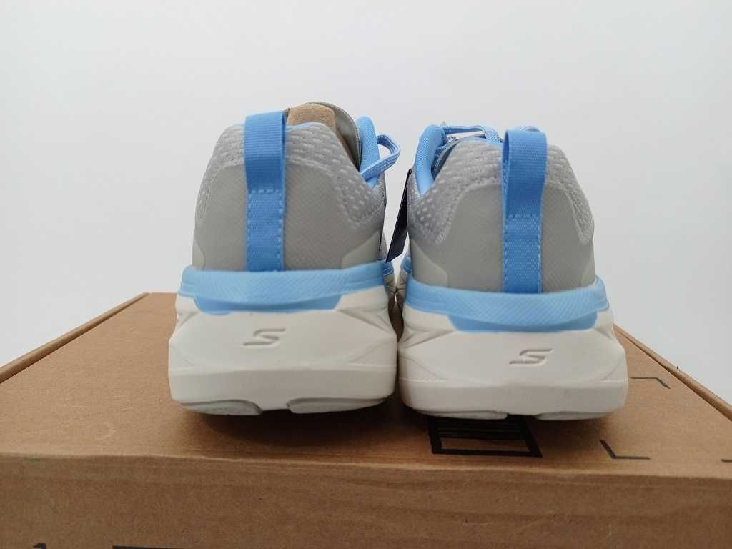 Женские кроссовки Skechers 38,5р