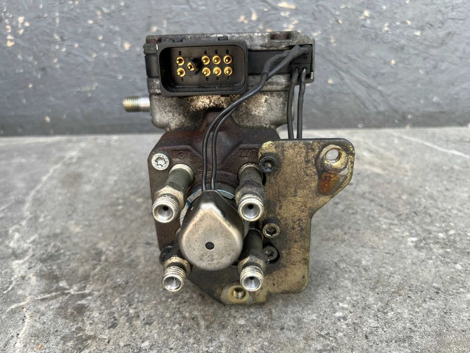 ТНВД паливний насос Ford Fiesta Focus Transit Turneo Connect 1.8 D