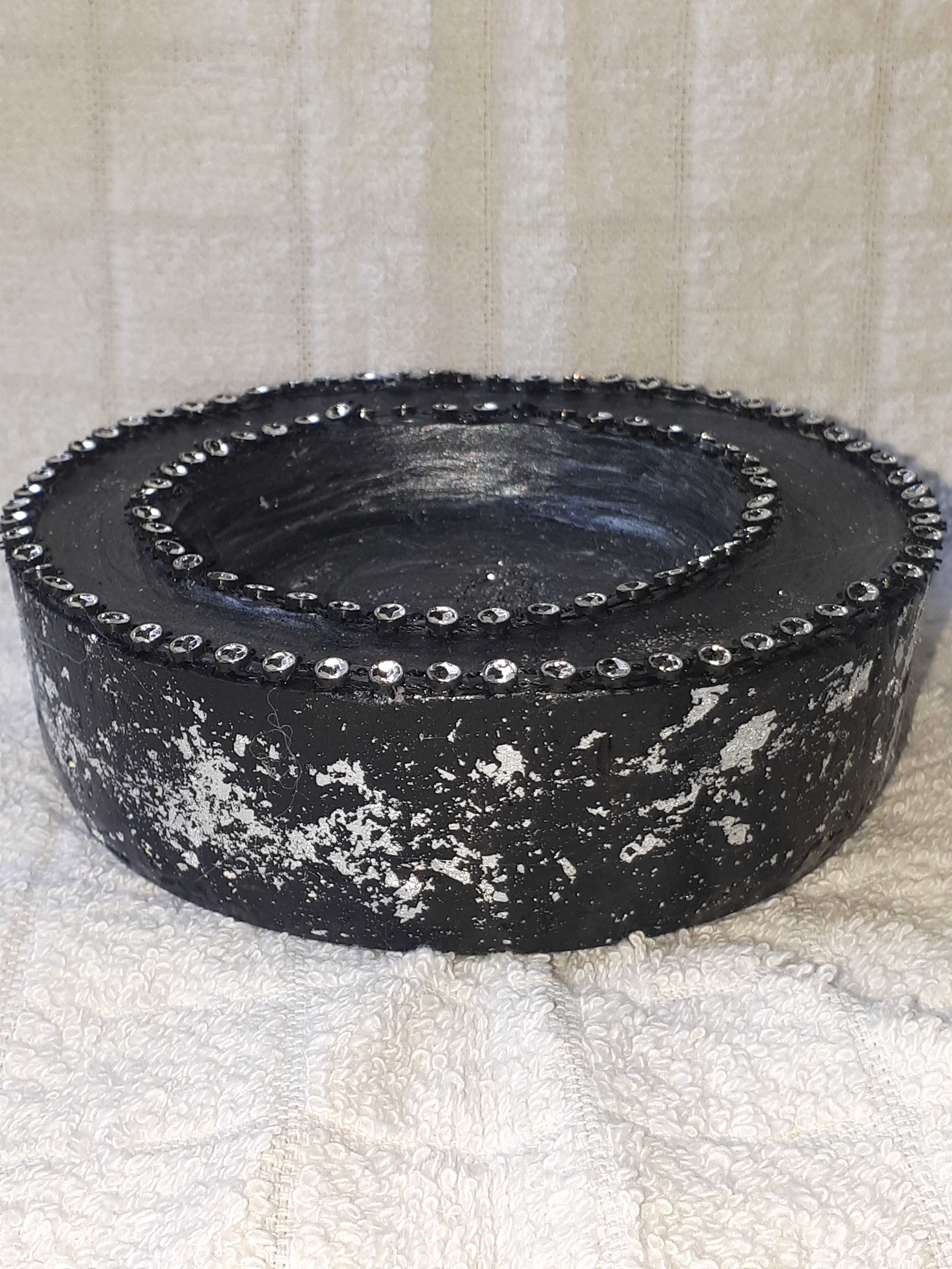 Świecznik dekoracyjny ceramiczny czarno srebrny 008