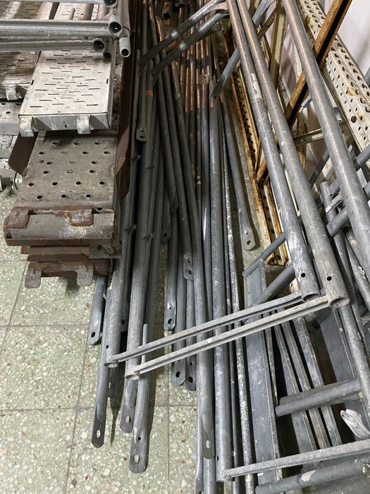 Kit Andaimes (Pouco usado)