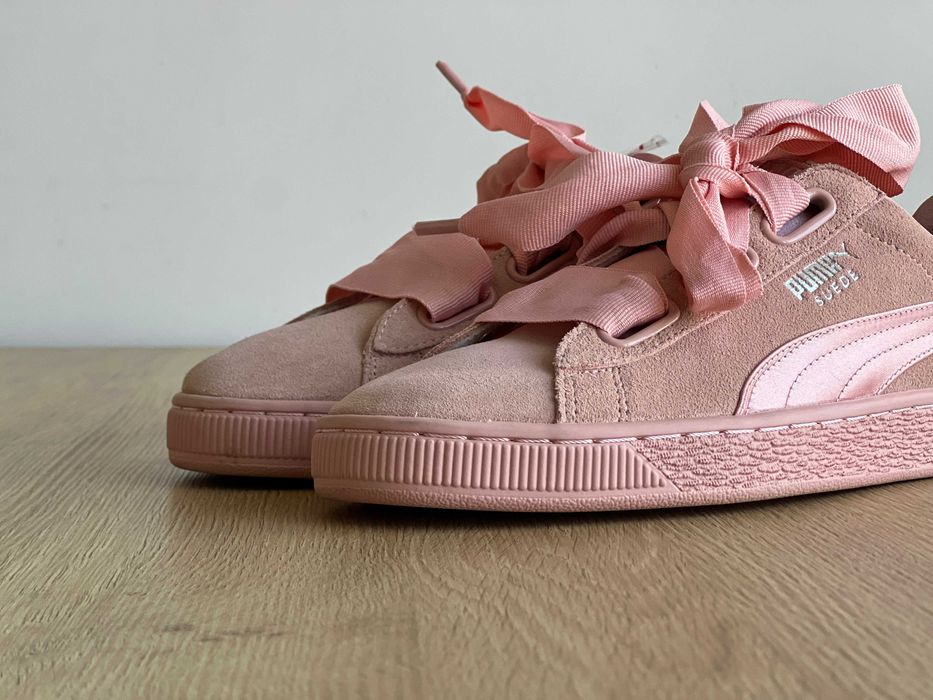 Жіночі кросівки Puma Suede Heart EP, (р. 41)