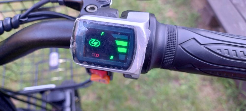 Skuter elektryczny dla seniorów i nie tylko. Na zakupy i wędrówki