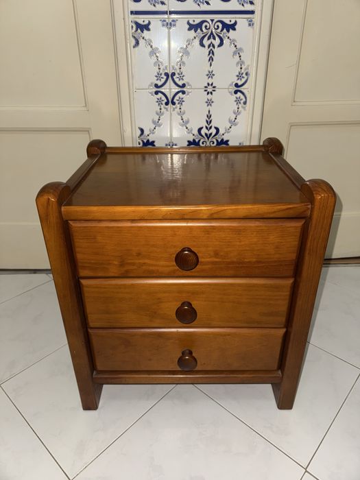 Mesa cabeceira madeira