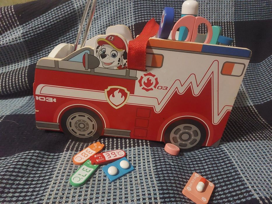 Набір лікаря дерево щенячий патруль