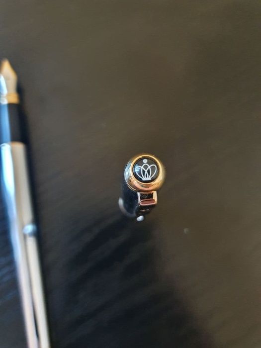 Комплект ручек (перо+роллер) в подарочном футляре, хром