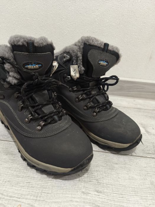 Зимові сапоги. Хлопцю. 38-39 розмір.