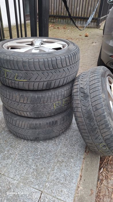 Felgi 18 AUDI z oponami zimowymi Pirelli Sottozero 3 225/55/18