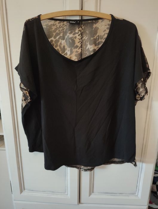 Bluzka czarna z krótkim rękawem z panterkowym tyłem