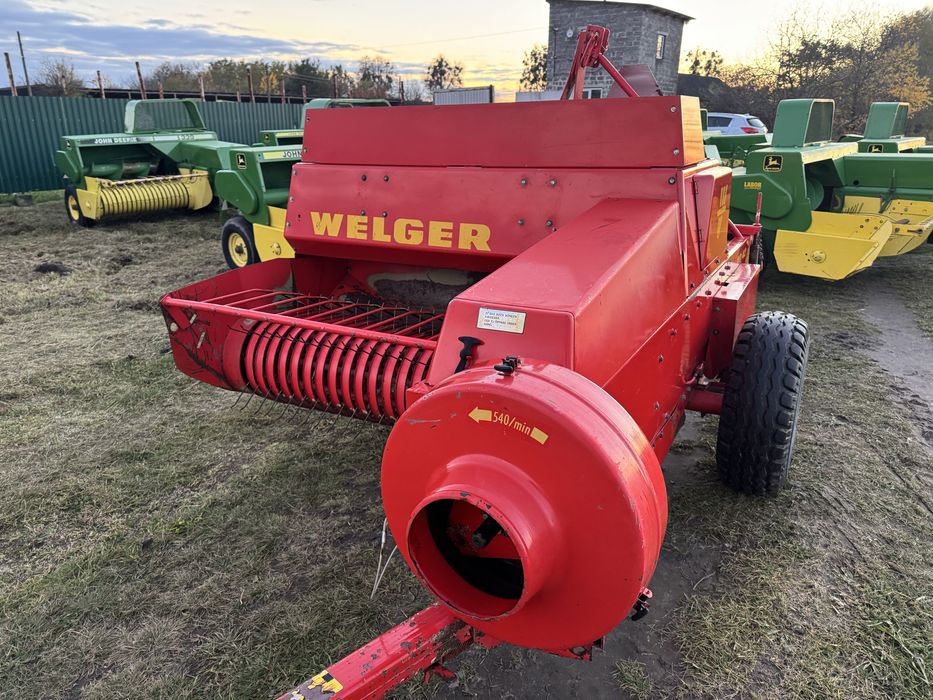 Прес підбирач Пресс-подборщик тюкопрес Велгер WELGER AP42 (AP430-400)
