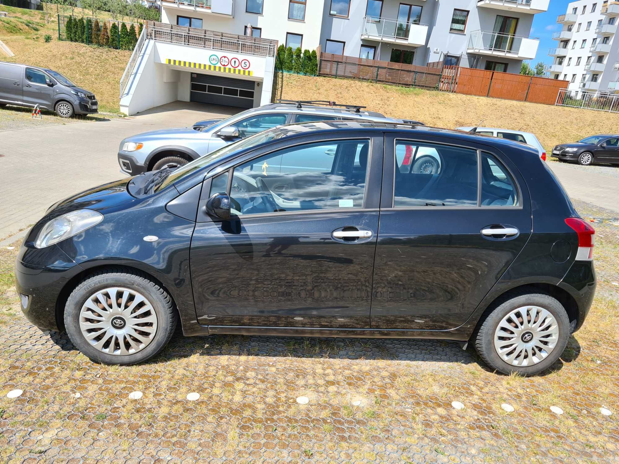 Toyota Yaris II, PL salon, stan bardzo dobry.