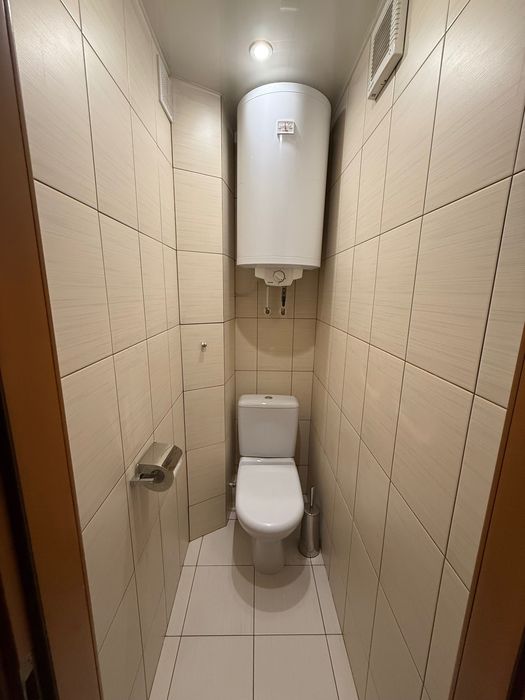 Продам в центре 3-х комнатную квартиру г. Павлоград