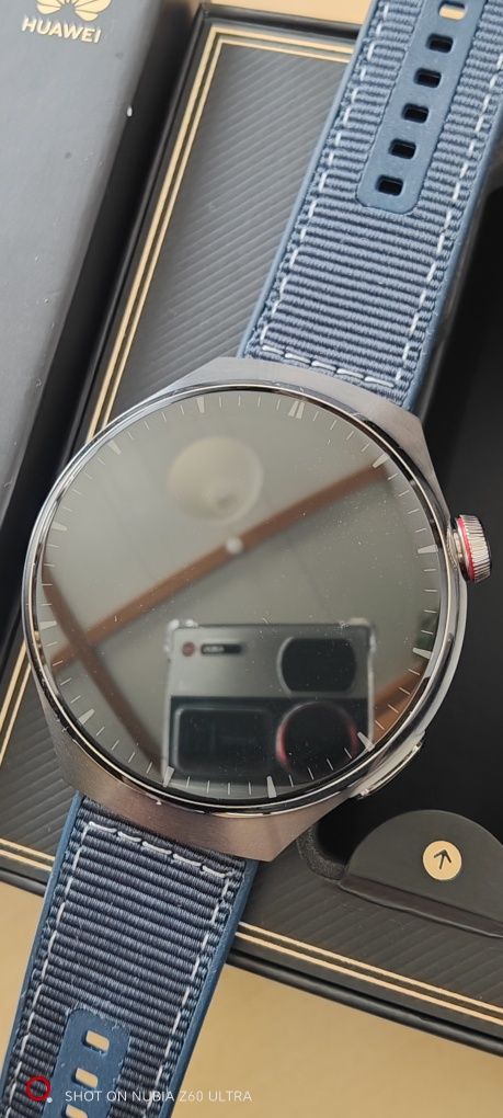 Huawei Watch 4 ProTitanium.