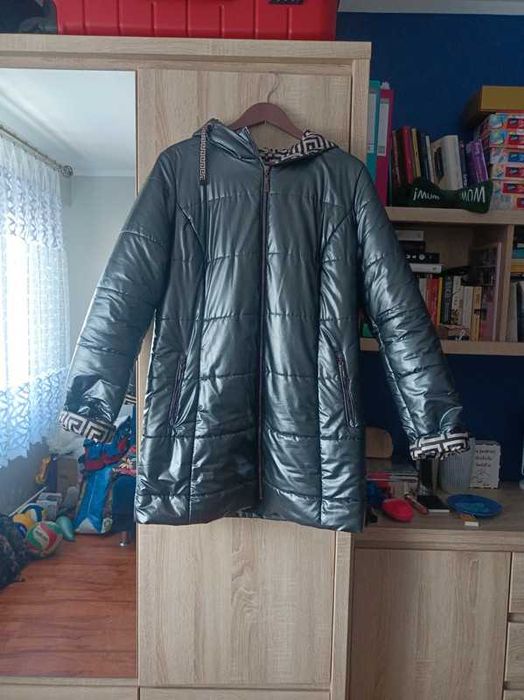 Świecąca, zimowa kurtka