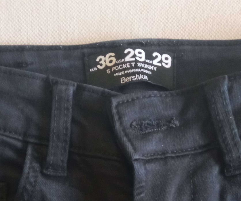 Calças/Jeans Pretas Bershka