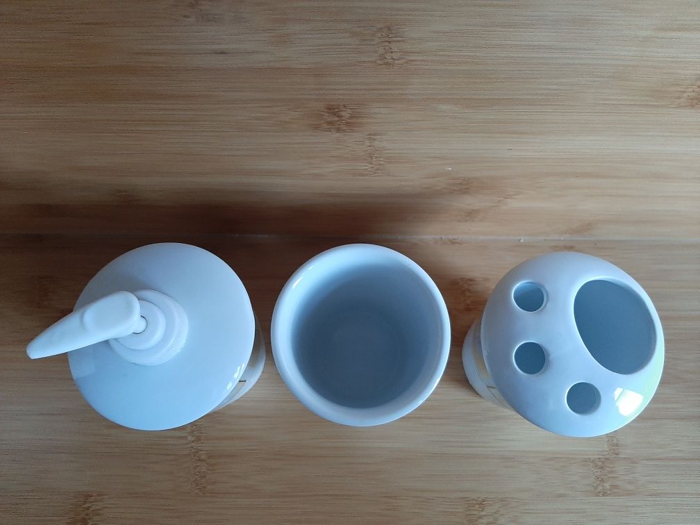 Zestaw ceramiczny dozownik do mydła, kubek, kubek na szczoteczki
