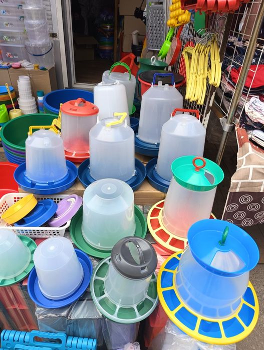 Кормушка  и поилка для курей